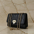 Bolsa com corrente de Ferro e Fecho Dourado